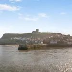 3 Bed In Oc-l20748 * Whitby