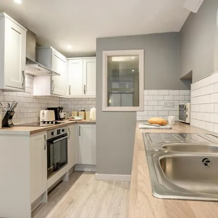 Daire 3 Bed In Oc-l20748