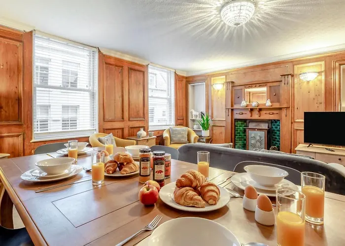 3 Bed In Oc-l20748 *