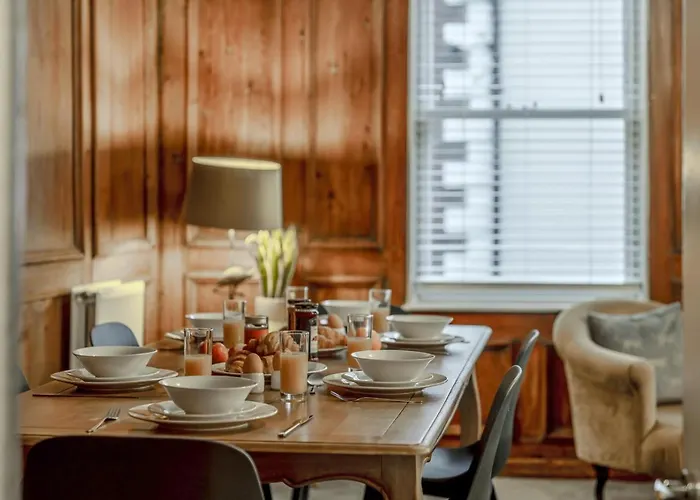 3 Bed In Oc-l20748 * Whitby